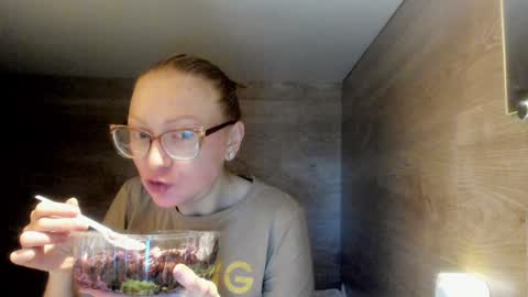 lucky_licky20 online show from 23, 1, 2025