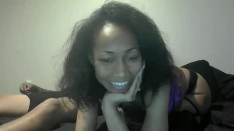 Snapshot of lucky_london chatting on 9, 6, 2026 Lucky London online show from 9, 6, 2026