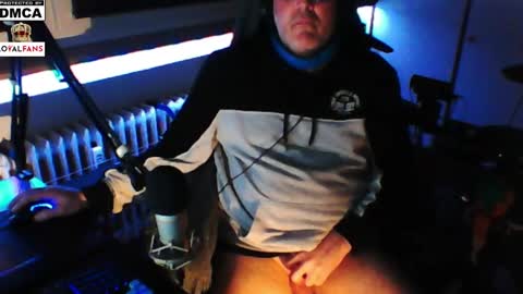 Snapshot of luckyfreak1 chatting on 17, 1, 2025 call me Stefan online show from 17, 1, 2025