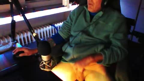 Snapshot of luckyfreak1 chatting on 26, 9, 2025 call me Stefan online show from 26, 9, 2025