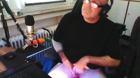        call me  Stefan online show from 24, 5, 2026