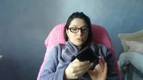 Snapshot of luckylinda23 chatting on 17, 4, 2026 luckylinda23 online show from 17, 4, 2026