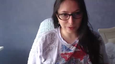 Snapshot of luckylinda23 chatting on 22, 4, 2026 luckylinda23 online show from 22, 4, 2026