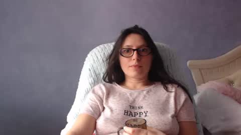 Snapshot of luckylinda23 chatting on 29, 4, 2026 luckylinda23 online show from 29, 4, 2026
