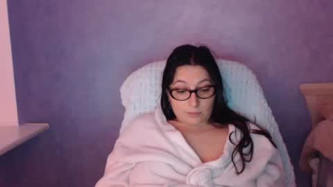 Snapshot of luckylinda23 chatting on 15, 5, 2026 luckylinda23 online show from 15, 5, 2026