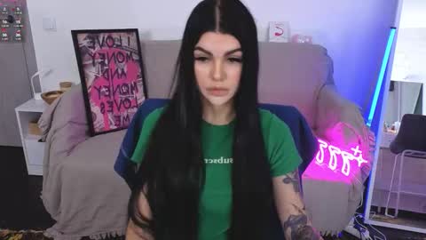 Monika online show from 15, 10, 2025