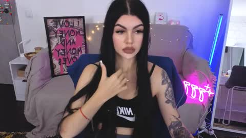 Monika online show from 16, 10, 2025