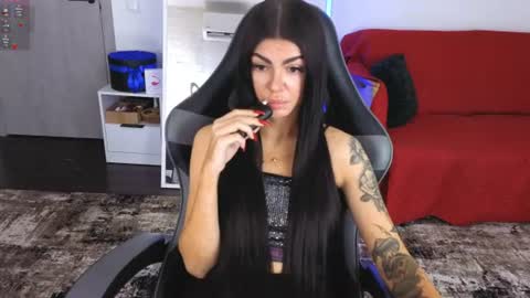 Monika online show from 15, 6, 2026
