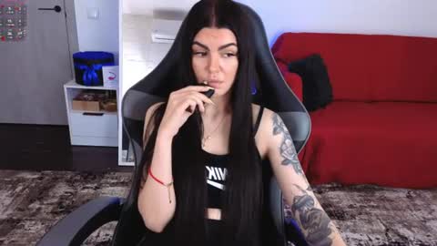 Monika online show from 13, 7, 2026