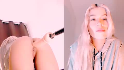 luckysapphire777 online show from 8, 3, 2025