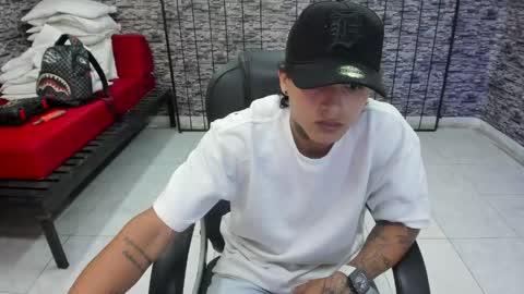 Snapshot of luckyy_boy_ chatting on 21, 4, 2026 Lucky online show from 21, 4, 2026