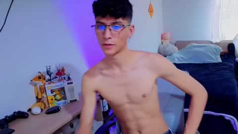 Lu Independent Model online show from 17, 10, 2025