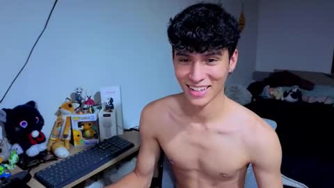 Lu Independent Model online show from 26, 11, 2025