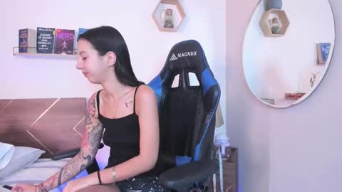 Snapshot of lucy_ferreiraa chatting on 15, 2, 2026 Your Lucy online show from 15, 2, 2026