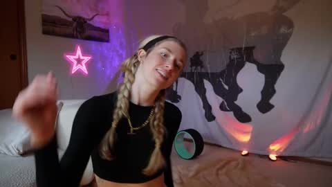 Lucy. online show from 9, 3, 2025