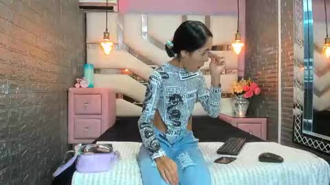 Lucy unlimit come back here  online show from 8, 4, 2026