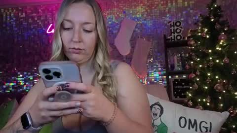 lucyallen4201 online show from 20, 12, 2025