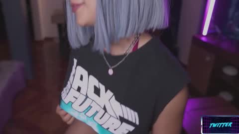 Snapshot of lucyallenx chatting on 10, 12, 2024 Lucy Alien  online show from 10, 12, 2024