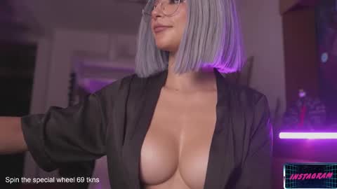 Snapshot of lucyallenx chatting on 23, 1, 2025 Lucy Alien  online show from 23, 1, 2025