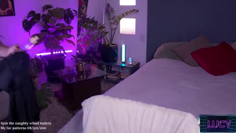 Snapshot of lucyallenx chatting on 26, 9, 2025 Lucy Alien  online show from 26, 9, 2025