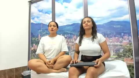 lucyandbella online show from 17, 7, 2026