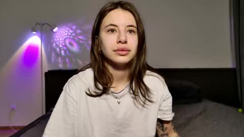 Snapshot of lucyrait chatting on 10, 2, 2026 Lucy online show from 10, 2, 2026