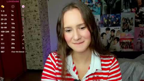Snapshot of lucyrose33 chatting on 30, 9, 2025 Lucy Rose online show from 30, 9, 2025