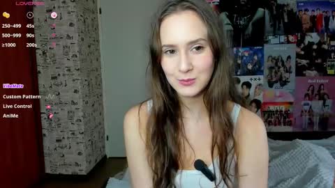 Snapshot of lucyrose33 chatting on 13, 10, 2025 Lucy Rose online show from 13, 10, 2025