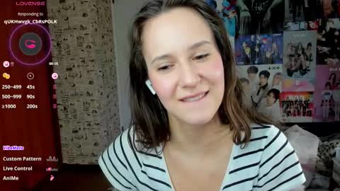 Snapshot of lucyrose33 chatting on 22, 10, 2025 Lucy Rose online show from 22, 10, 2025