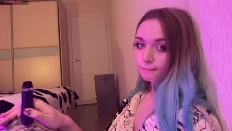 Snapshot of lucysbrain chatting on 3, 1, 2025 Lucy online show from 3, 1, 2025