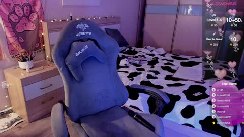 Snapshot of lucysbrain chatting on 26, 1, 2025 Lucy online show from 26, 1, 2025