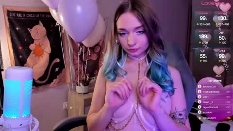 Snapshot of lucysbrain chatting on 14, 2, 2025 Lucy online show from 14, 2, 2025