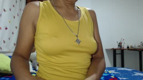 Snapshot of lucysexy4u chatting on 18, 6, 2026 I am Luciana Martin... Welcome in my room online show from 18, 6, 2026