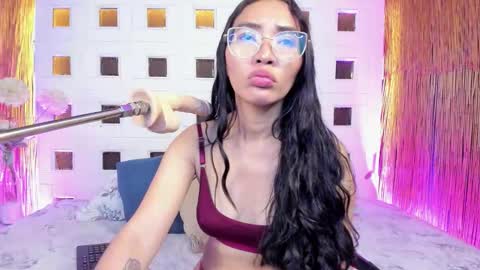 Lucy Liiu online show from 3, 3, 2026