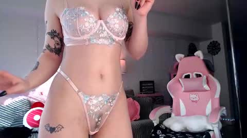 Lucy online show from 12, 2, 2025