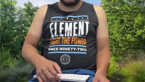 Luh Fer Bi online show from 8, 2, 2026