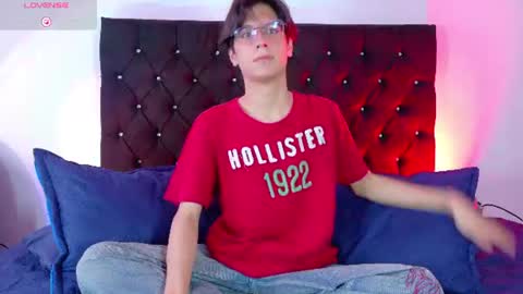 Snapshot of lui_x_dust chatting on 2, 7, 2026 Lui online show from 2, 7, 2026