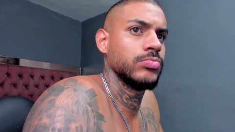 Luigi Vitale online show from 21, 12, 2024