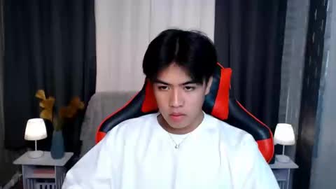 Snapshot of luigi_moreno chatting on 10, 3, 2025 luigi_moreno online show from 10, 3, 2025