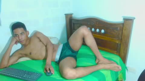 Snapshot of luigiluxs chatting on 28, 4, 2026 MY NAME IS LUIGI online show from 28, 4, 2026