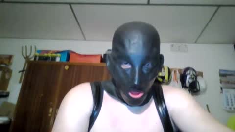 A slave to the mistress.. un esclavo para las amas dominantes. online show from 10, 3, 2025