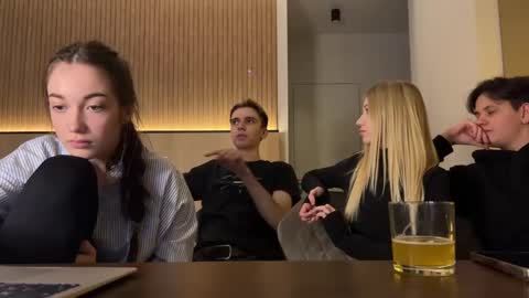 Luis and Alina online show from 12, 1, 2025