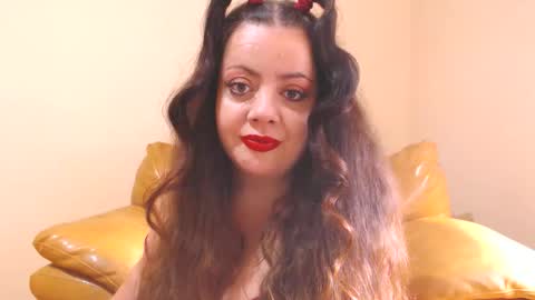 Cassie online show from 5, 10, 2025