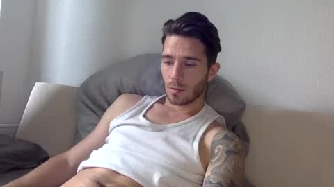 Snapshot of luisbadx chatting on 24, 12, 2024 Luis Badx online show from 24, 12, 2024