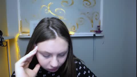 Luiza online show from 25, 1, 2025