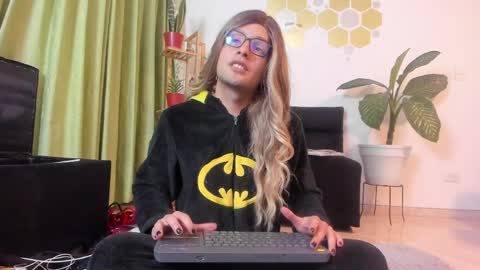 Luka Castillo online show from 19, 5, 2026