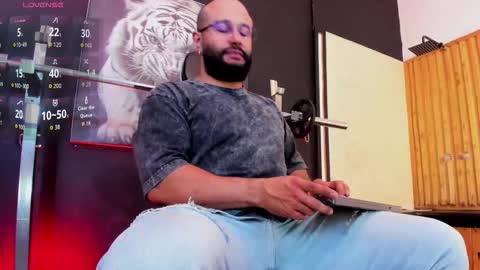 LUKE online show from 2, 12, 2025