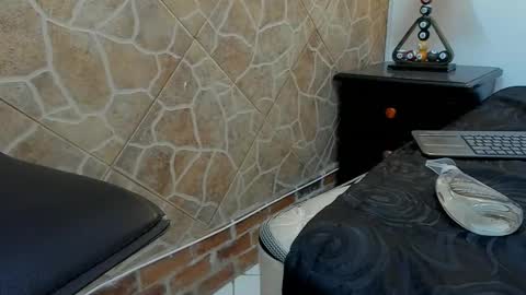 Luke Julien online show from 12, 3, 2025