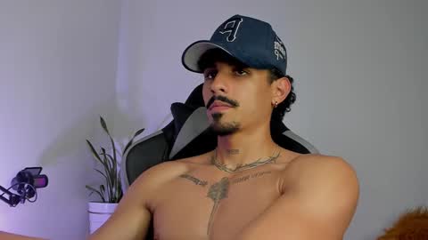 Luke Taylor online show from 5, 3, 2026