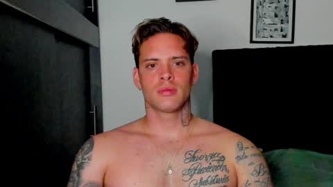 Snapshot of lukeglanton17 chatting on 25, 1, 2025 Luke online show from 25, 1, 2025